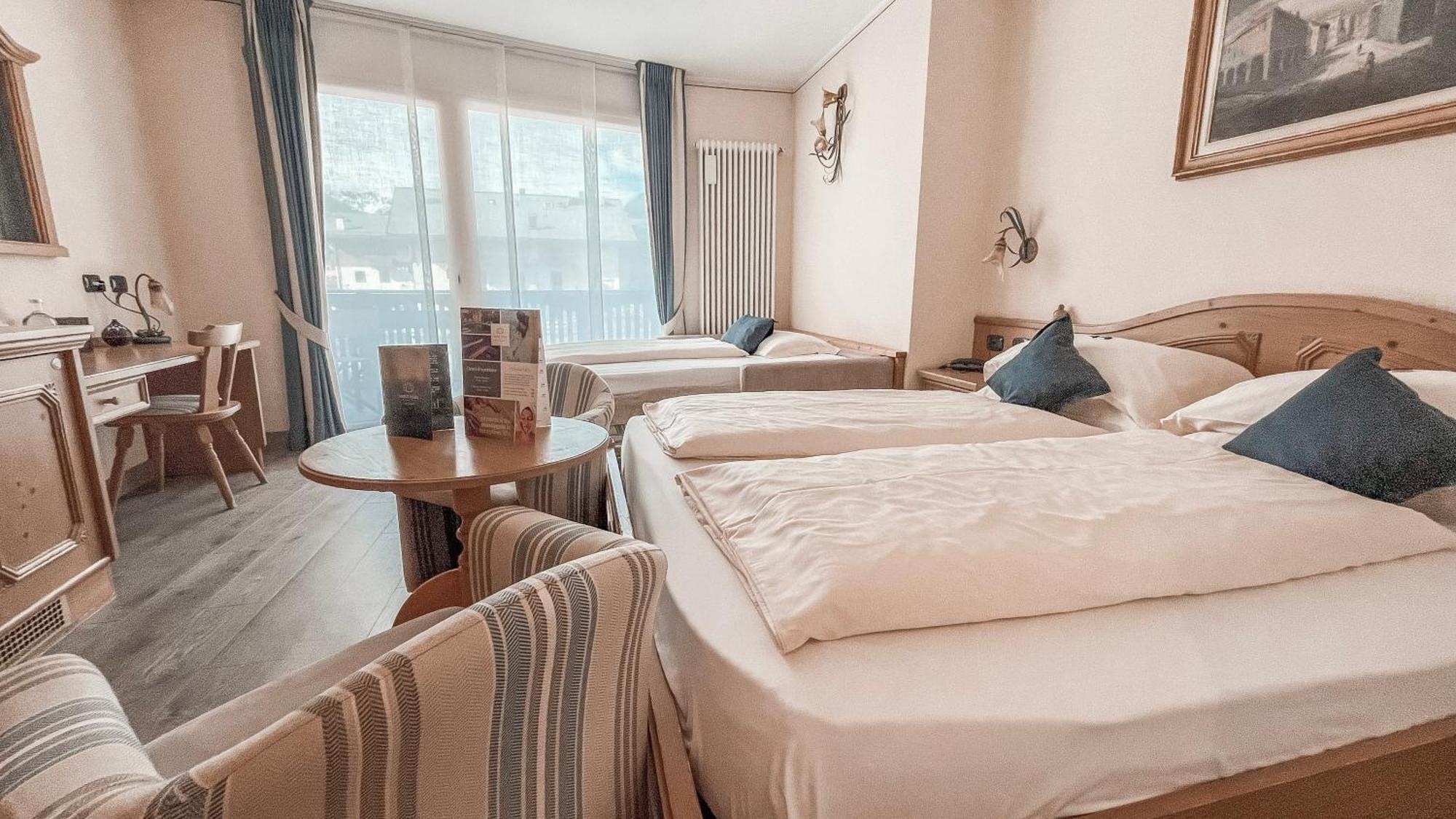Hotel Flora Livigno Bagian luar foto